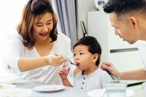 Nghiên cứu tại Đại học Harvard: 10 hành vi dạy dỗ của cha mẹ khi con còn bé có thể ngăn cản chúng thành công lúc lớn lên