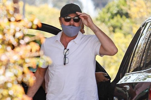 Leonardo DiCaprio bị nhầm đang hẹn hò