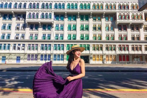 Khách du lịch tự túc đang được hỗ trợ ra sao ở Thái, Singapore?