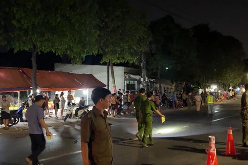Bình Dương: Hai xe máy va chạm, năm người thương vong