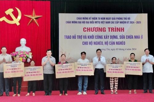 6 hộ nghèo, cận nghèo ở xã Nghiêm Xuyên, huyện Thường Tín được xây, sửa nhà