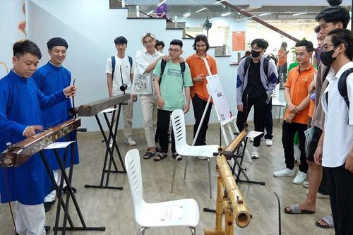Người trẻ chung sức 'giữ hồn dân tộc'