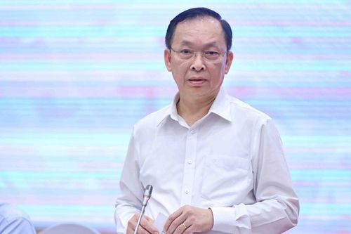Phó Thống đốc NHNN Việt Nam: Quyền lợi khách hàng luôn được bảo vệ