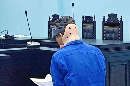 Tuyên án bị cáo đặt quả nổ dưới chân tượng đài Lê-nin