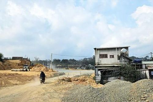 Tuyến đường quan trọng của Đà Lạt bị nghẽn khâu giải tỏa
