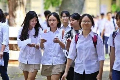Top 10 trường điểm chuẩn vào lớp 10 cao nhất Hà Nội 5 năm qua: Thấy gì từ các con số?