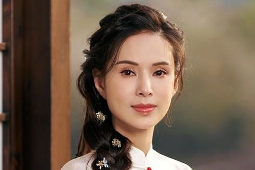 Mối tình 10 năm khiến Lý Nhược Đồng rơi vào trầm cảm