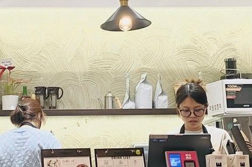 Sinh viên nếu bị 'siết' giờ làm thêm: Có thời gian nghỉ ngơi, 'chữa lành' nhưng... nghèo