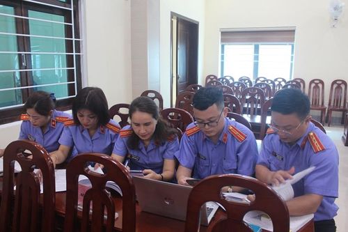 VKSND tỉnh Nghệ An thi tìm hiểu pháp luật trực tuyến