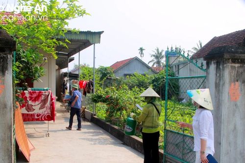 Thiếu cán bộ thú y, nhiều địa phương gặp khó khi triển khai tiêm phòng vắc-xin