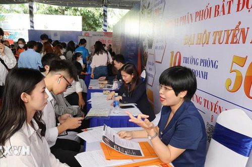 TP Hồ Chí Minh cần khoảng 75.400-77.000 chỗ làm việc trong quý 2 năm nay