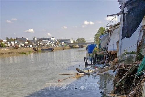 Sạt lở liên tiếp ở Cần Thơ, ảnh hưởng 10 căn nhà