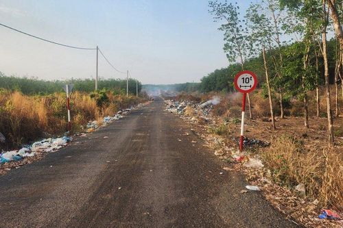 Bình Phước: Người dân khổ vì bãi rác lộ thiên gây ô nhiễm