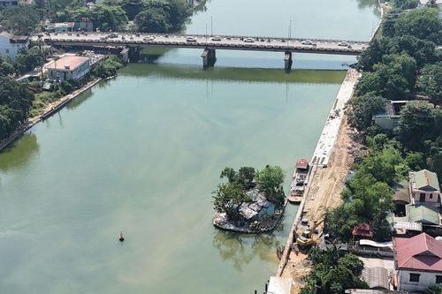 Số phận chưa hồi kết của 'ốc đảo' trên sông giữa lòng phố thị Huế
