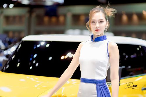 Dàn mỹ nhân Thái Lan khoe sắc bên xe VinFast