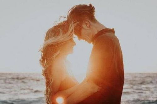 Trong hôn nhân, nếu chồng làm được bất cứ điều gì trong những điều nhỏ nhặt này, bạn là một người phụ nữ hạnh phúc