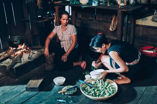 Hoa hậu Việt từng làm ô-sin nay giàu sụ, chi hơn 2 tỷ cải tạo nhà