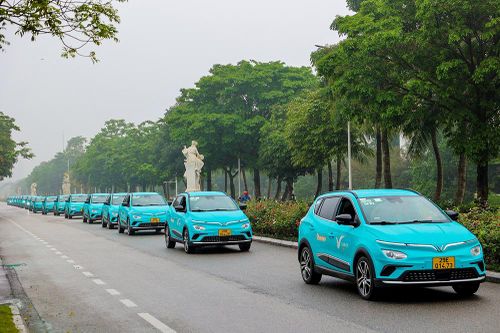 Tái cấu trúc thị trường gọi xe công nghệ Việt