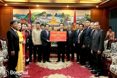 Chủ tịch HĐND tỉnh Thái Bảo thăm, làm việc tại nước Cộng hòa Dân chủ nhân dân Lào