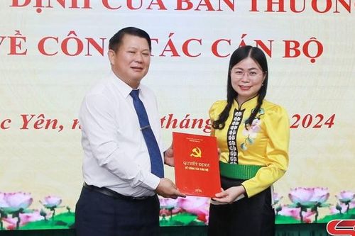 Hội nghị công bố Quyết định của Ban Thường vụ Tỉnh ủy về công tác cán bộ