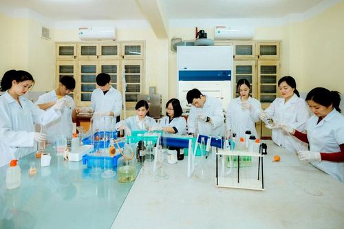 KỶ NIỆM 30 NĂM NGÀY THÀNH LẬP ĐẠI HỌC THÁI NGUYÊN (4/4/1994 - 4/4/2024) VÀ ĐÓN NHẬN HUÂN CHƯƠNG LAO ĐỘNG HẠNG NHẤT: Khẳng định vị thế đại học vùng