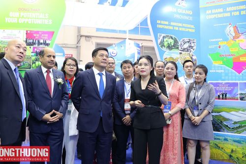 VIETNAM EXPO 2024 quy tụ gần 600 gian hàng đến từ 16 quốc gia và vùng lãnh thổ