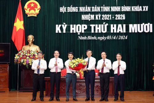 Ông Hoàng Văn Kiên giữ chức Phó Chủ tịch HĐND tỉnh Ninh Bình