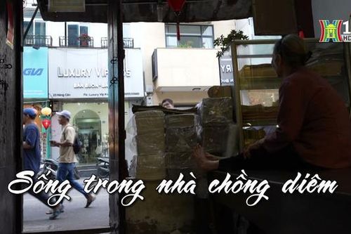 Sống trong nhà chồng diêm| Nhịp sống Hà Nội| 3/4/2024
