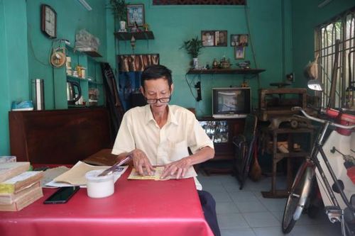 Người 'sửa' ký ức thời gian
