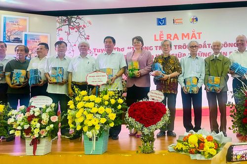 Tác giả Nguyễn Huy Hoàng ra mắt tuyển thơ và tập truyện về đất nước và con người Nga
