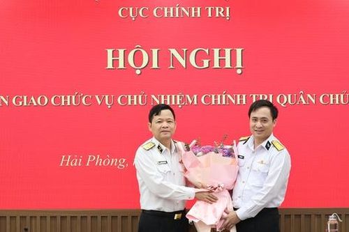 Bổ nhiệm Đại tá, Chính ủy Vùng giữ chức Chủ nhiệm Chính trị Quân chủng