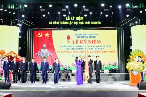 Quyền Chủ tịch nước Võ Thị Ánh Xuân dự Lễ kỷ niệm 30 năm thành lập Đại học Thái Nguyên