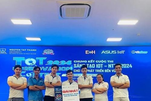 Đội thi trường CĐ Kỹ thuật Cao Thắng giành giải Nhất cuộc thi 'Sáng tạo IoT NTTU 2024'