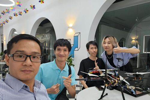 Thiết bị tìm người mất tích của sinh viên Hà Nội