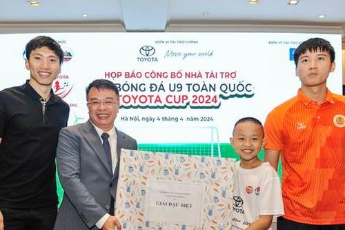 Hậu vệ Đoàn Văn Hậu mong thế hệ đàn em xuất ngoại thành công hơn