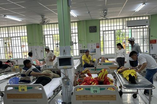 Bình Dương: Sớm làm rõ vụ 47 người nhập viện nghi ngộ độc thực phẩm