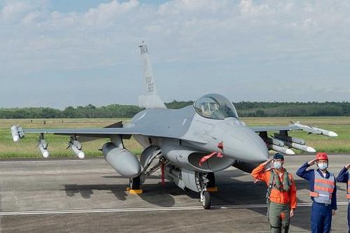 Động đất ở Đài Loan khiến nhiều tiêm kích F-16 bị hư hại
