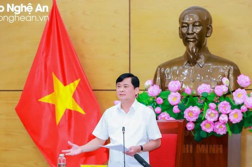 Bí thư Tỉnh ủy Thái Thanh Quý chủ trì họp giải quyết khó khăn, vướng mắc các dự án trọng điểm trên địa bàn Nghệ An