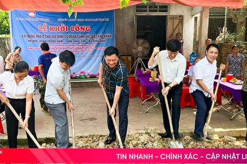 Khởi công nhà tình nghĩa cho hộ nghèo ở Đức Thọ