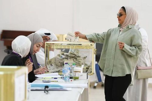 Kuwait tiến hành tổng tuyển cử đầu tiên dưới thời Quốc vương mới
