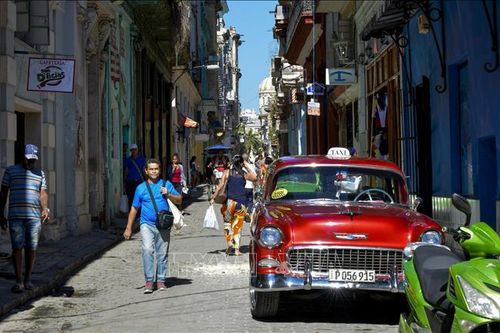 Vấn đề người di cư: Cuba tiếp nhận hàng trăm người hồi hương trong năm nay