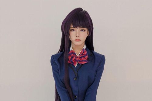 Mê mẩn loạt ảnh cosplay nàng waifu 'im thin thít' Komi-san siêu đẹp