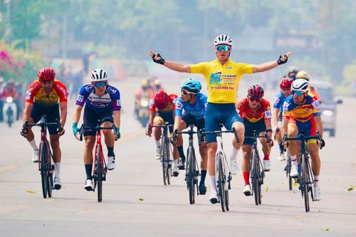 Cuộc đua xe đạp toàn quốc tranh Cúp Truyền hình Thành phố Hồ Chí Minh lần thứ 36: Petr Rikunov thắng chặng 2, củng cố thành tích Áo vàng, Áo xanh
