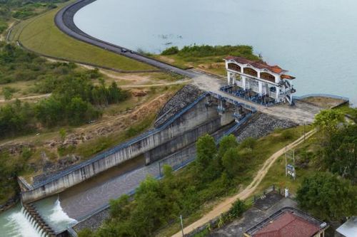 Hệ thống thủy lợi: Đóng nước tưới nông nghiệp trong khoảng 1 tháng