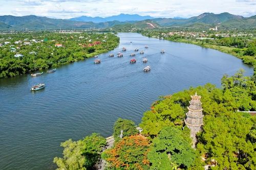 Quy hoạch và phát triển chú trọng bảo tồn bền vững các di tích, di sản văn hóa