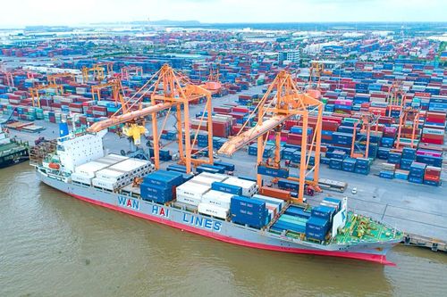 Chuẩn bị thâu tóm Cảng Nam Hải Đình Vũ, Container Việt Nam (VSC) đặt mục tiêu lãi ròng tăng 21%