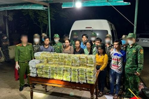 Tổng cục Hải quan thưởng lực lượng phá chuyên án 100kg ma túy đá