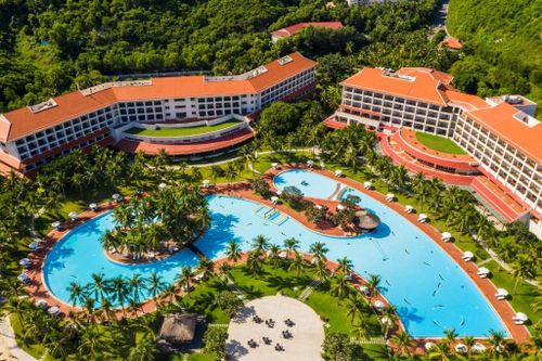Vinpearl lãi 670 tỷ đồng trong năm 2023