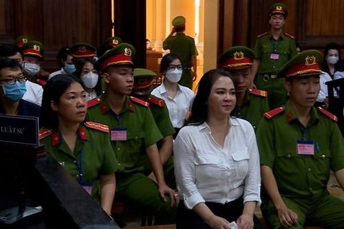 Xét xử phúc thẩm vụ án có liên quan đến bà Nguyễn Phương Hằng