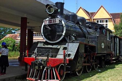 Đường sắt chạy thêm tàu cổ Đà Lạt vào buổi tối